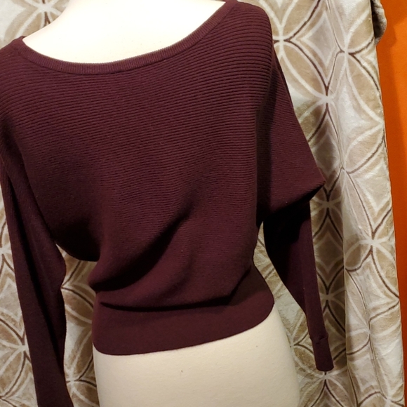 Express Purple Pullover Sweater Small - Picture 7 of 8